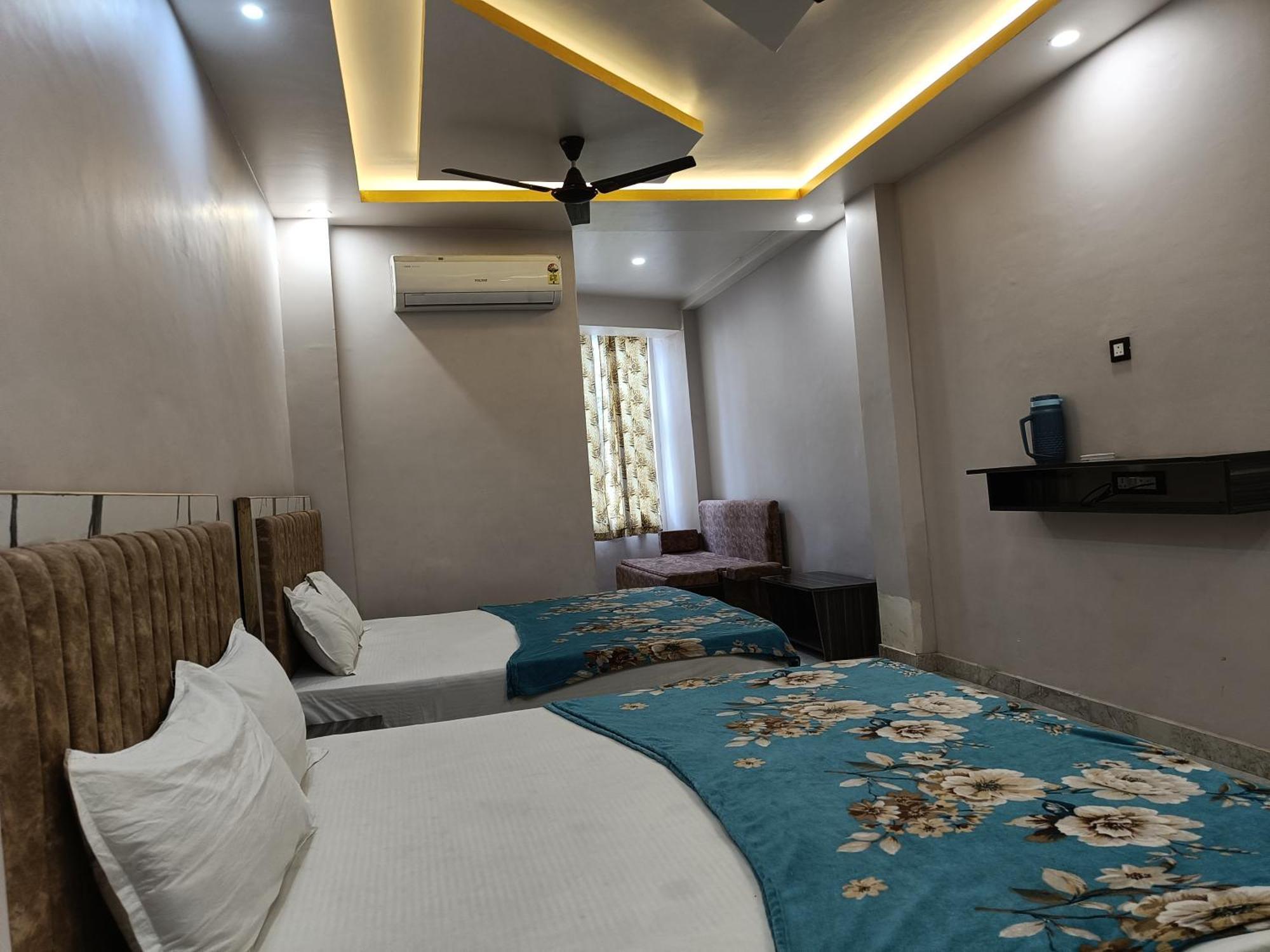 Hotel Pragya International Váránasí Exteriér fotografie